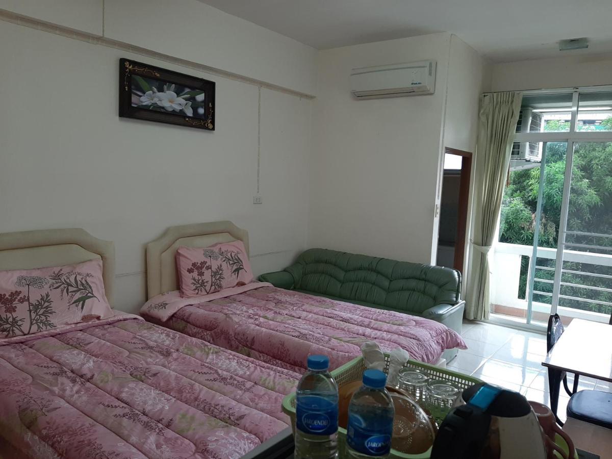Vanlisut Hotel Ngamwongwan Nonthaburi Zewnętrze zdjęcie