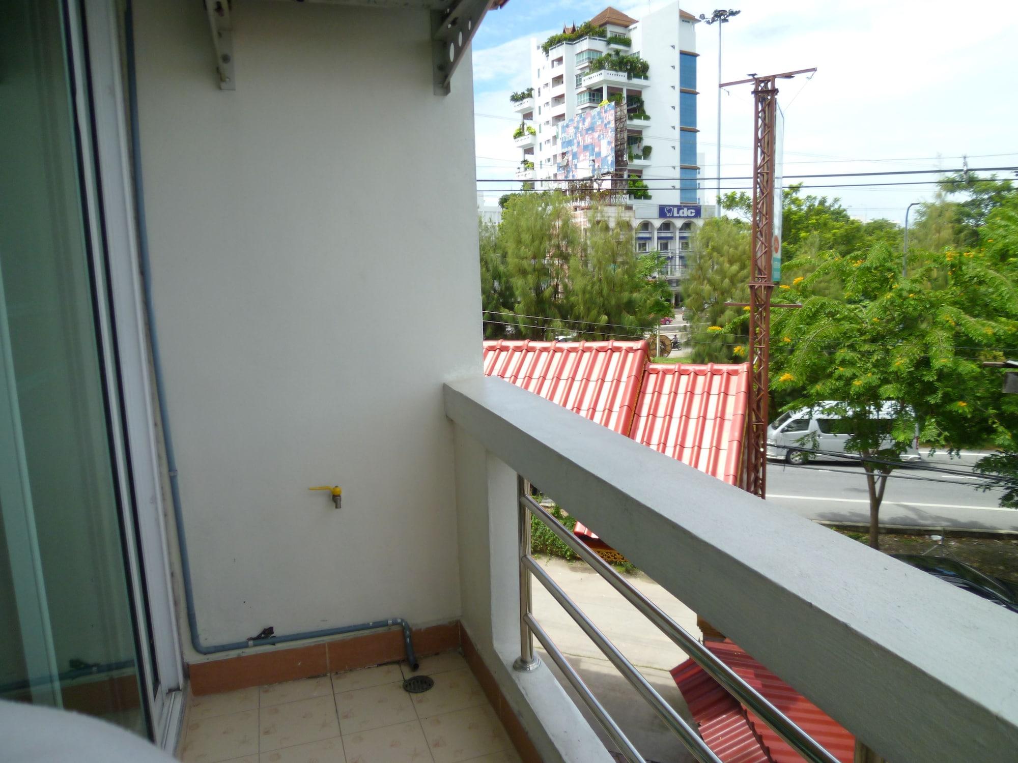 Vanlisut Hotel Ngamwongwan Nonthaburi Zewnętrze zdjęcie