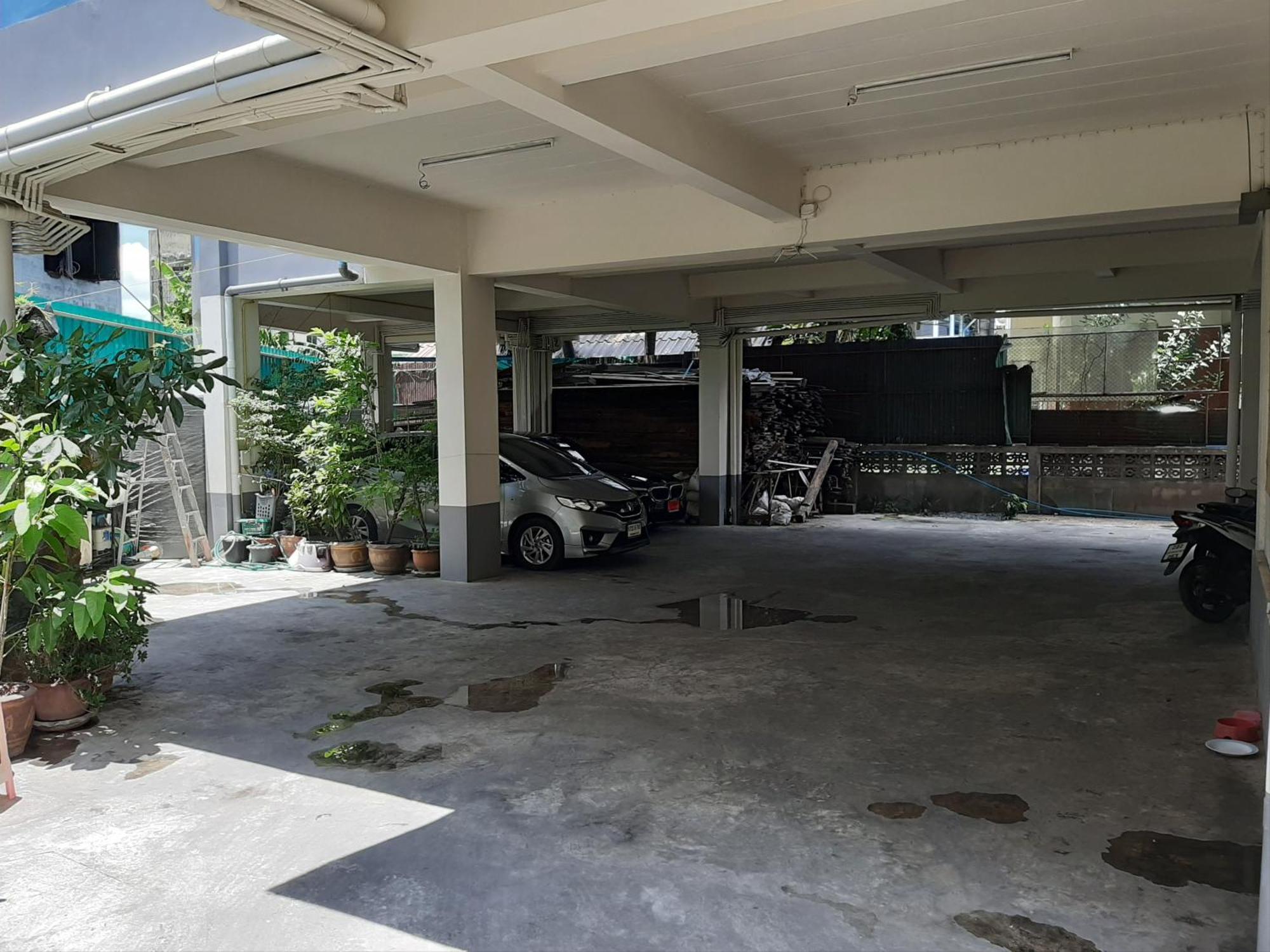 Vanlisut Hotel Ngamwongwan Nonthaburi Zewnętrze zdjęcie