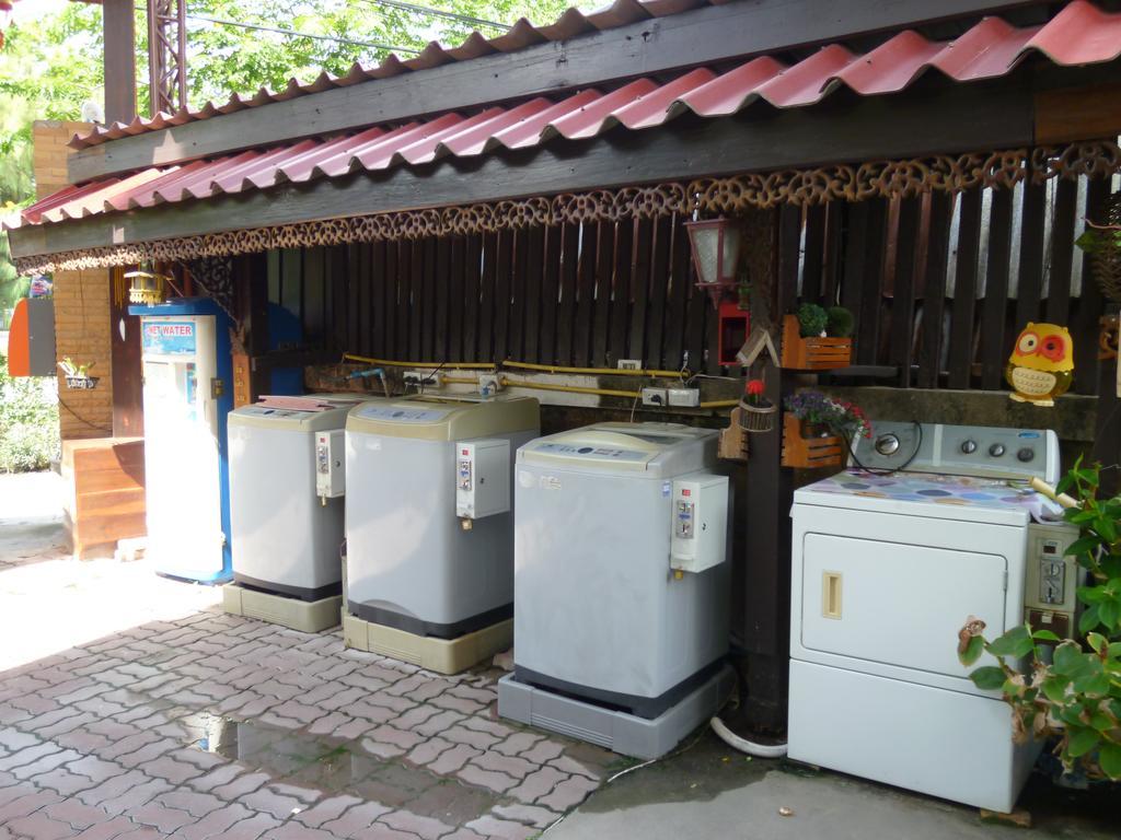 Vanlisut Hotel Ngamwongwan Nonthaburi Zewnętrze zdjęcie