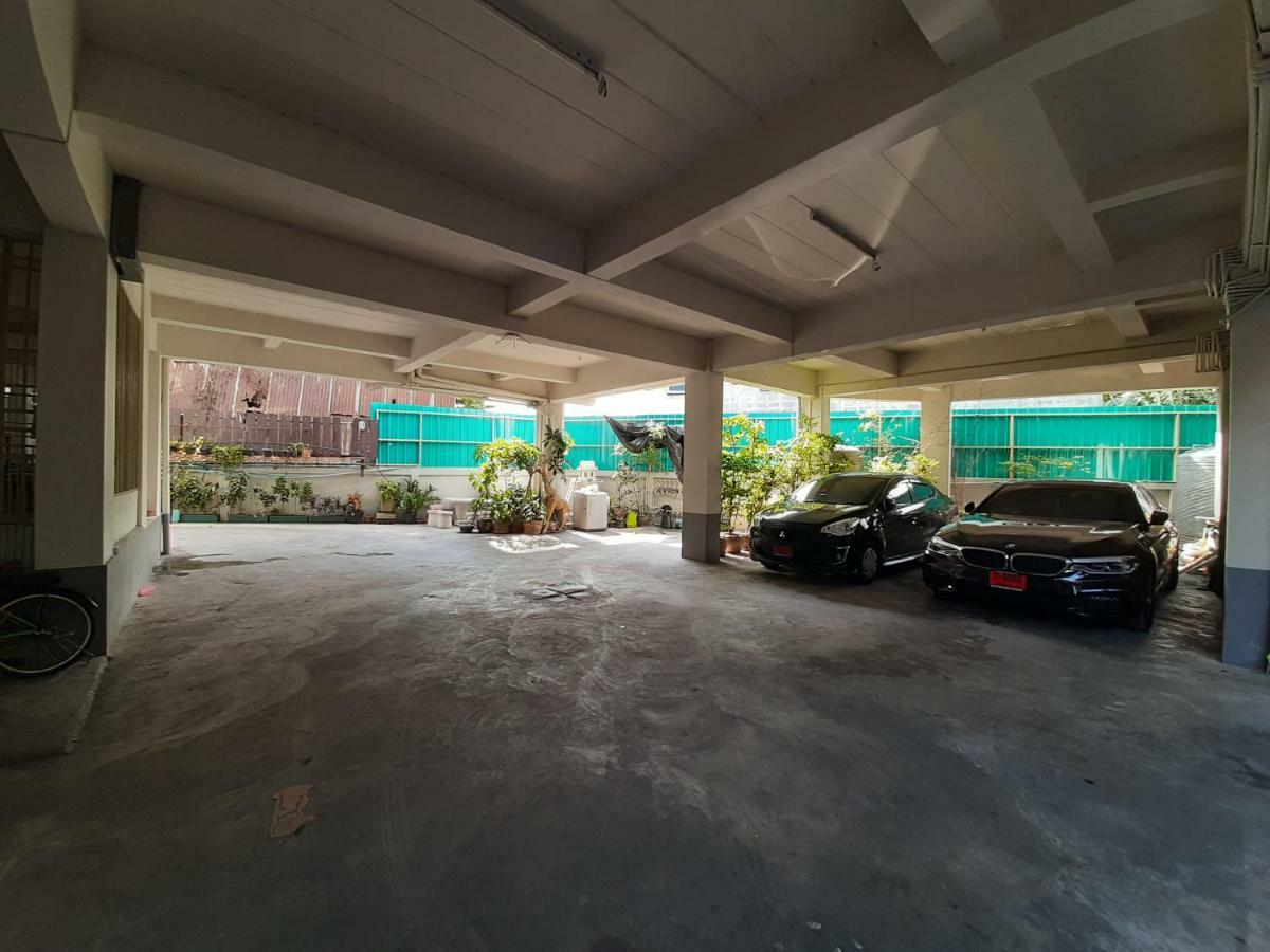 Vanlisut Hotel Ngamwongwan Nonthaburi Zewnętrze zdjęcie