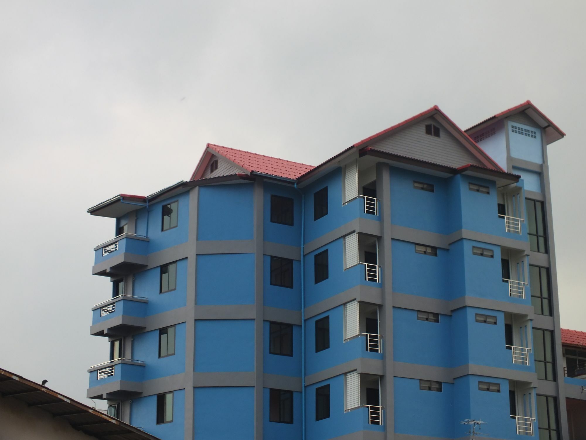 Vanlisut Hotel Ngamwongwan Nonthaburi Zewnętrze zdjęcie