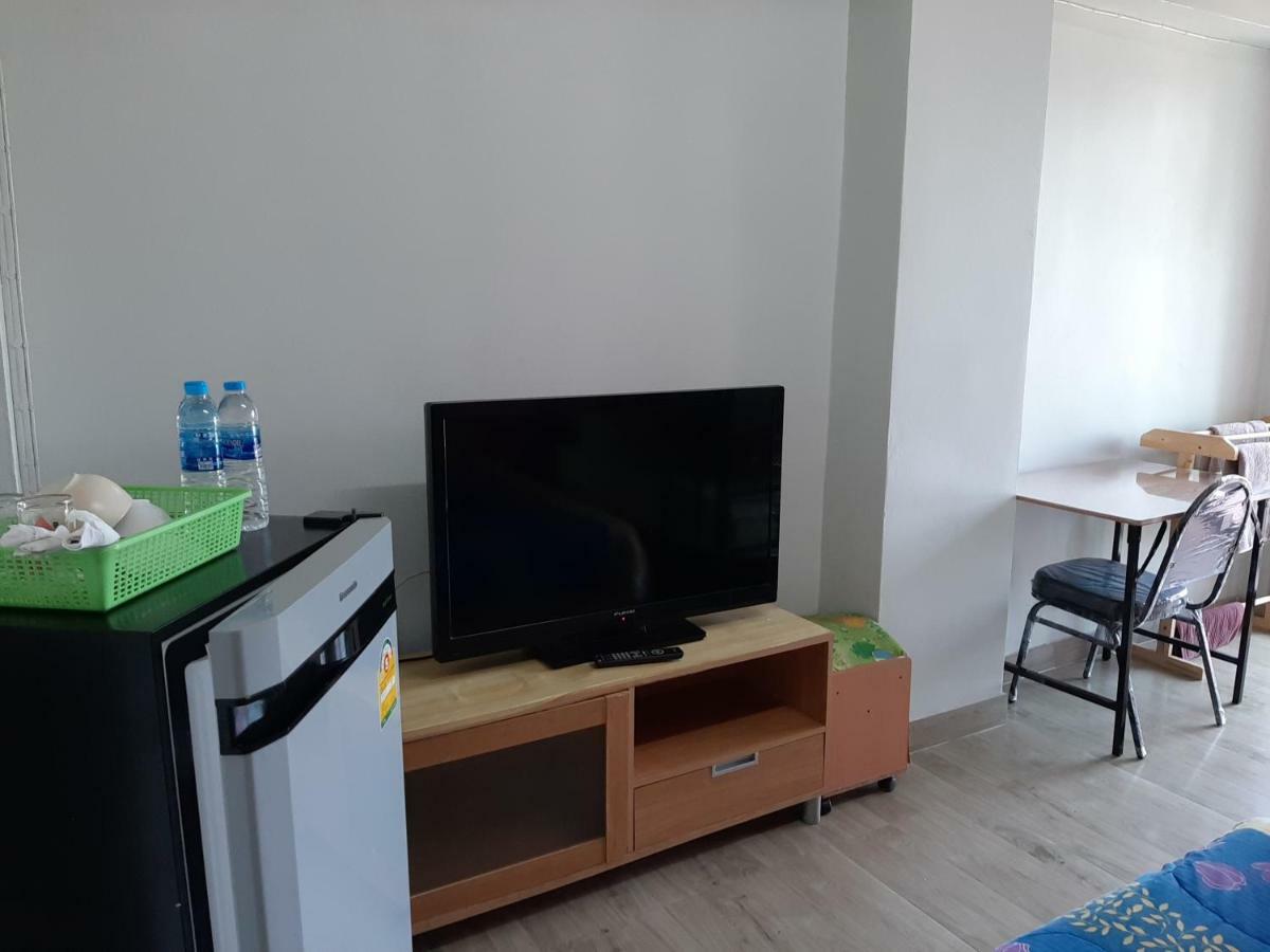 Vanlisut Hotel Ngamwongwan Nonthaburi Zewnętrze zdjęcie